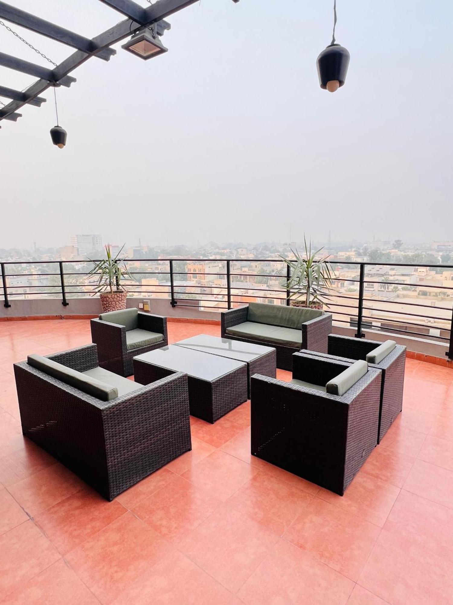 Grand Regent Hotel And Suites Faisalabad Bagian luar foto